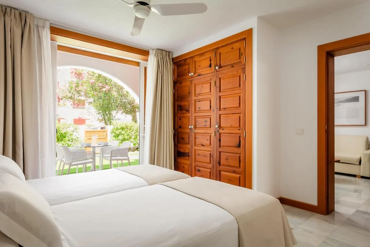 Aparthotel Parque Santiago III Official Playa de las Americas