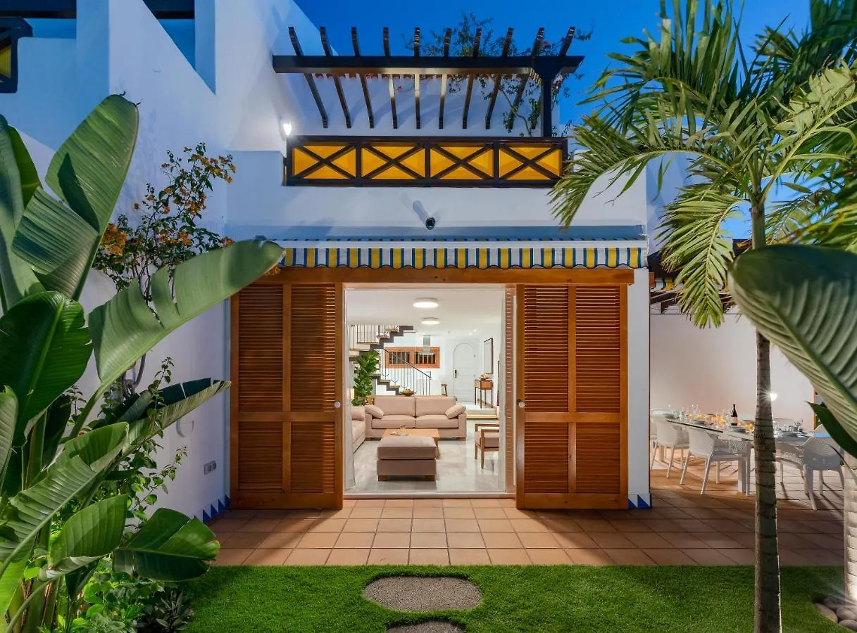 ***  Parque Santiago III Official Aparthotel Playa de las Americas  Spain