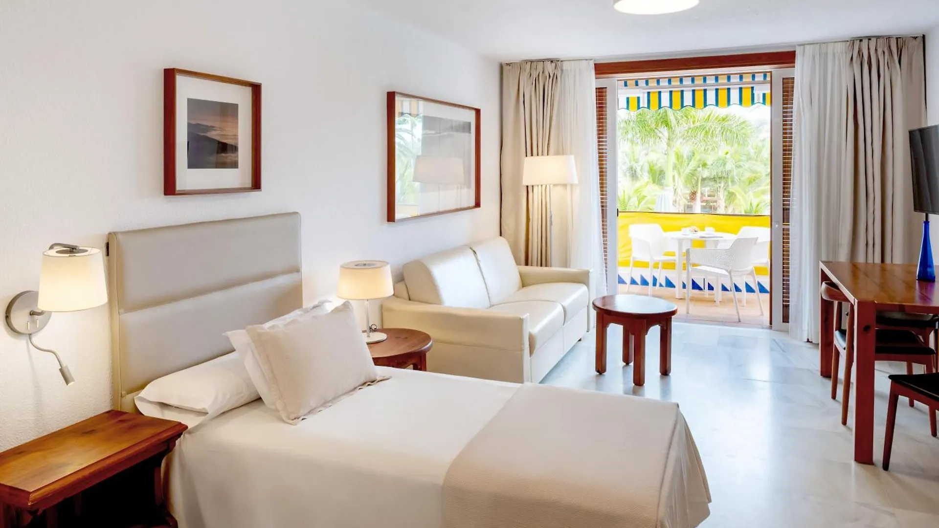 Parque Santiago III Official Aparthotel Playa de las Americas   Playa de las Americas (Tenerife)