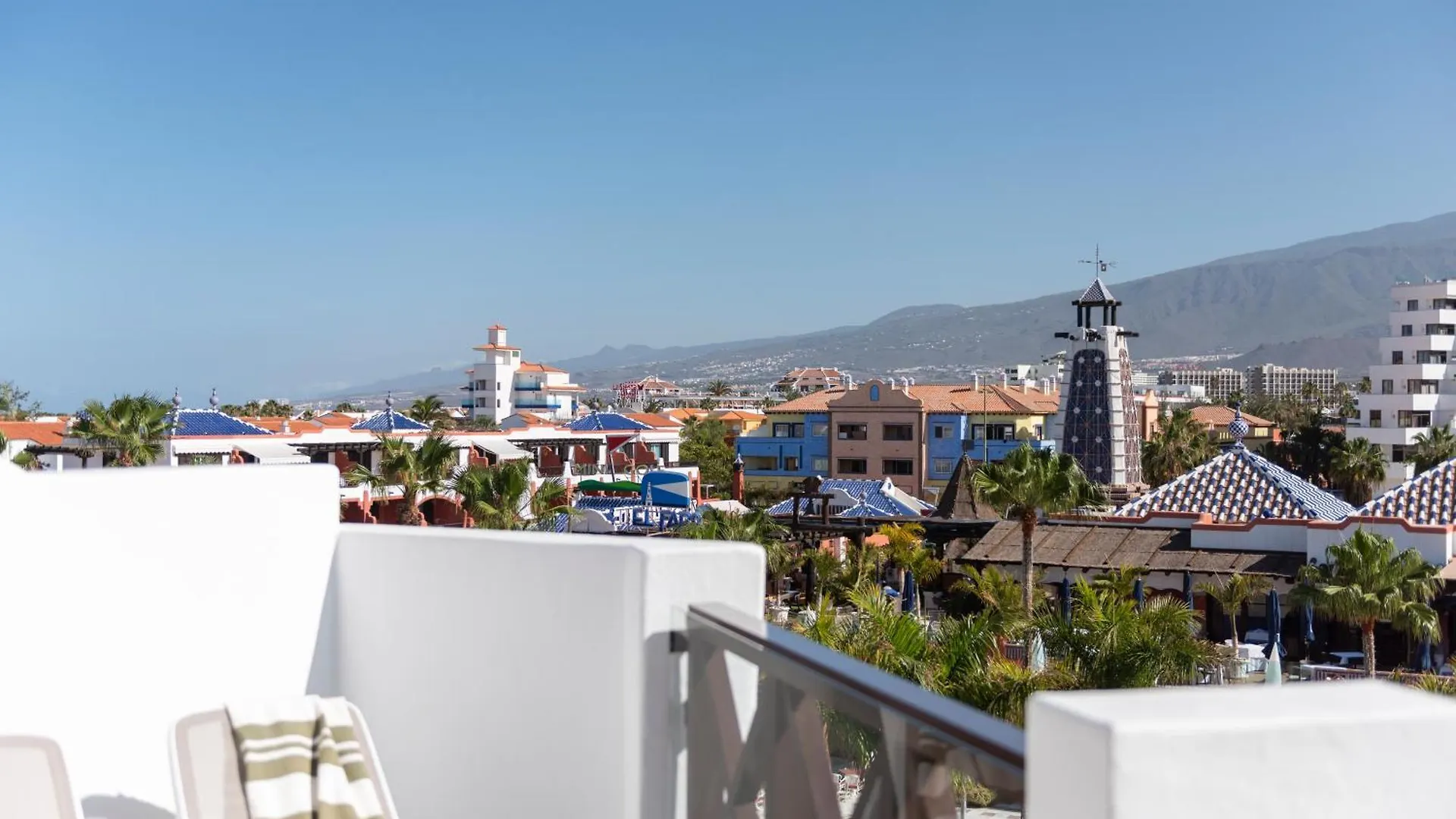 Parque Santiago III Official Aparthotel Playa de las Americas  3*, Playa de las Americas (Tenerife)