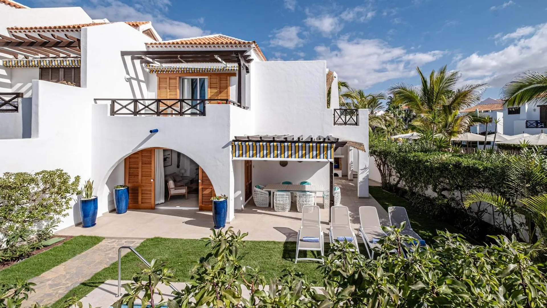 Parque Santiago III Official Aparthotel Playa de las Americas  Spain